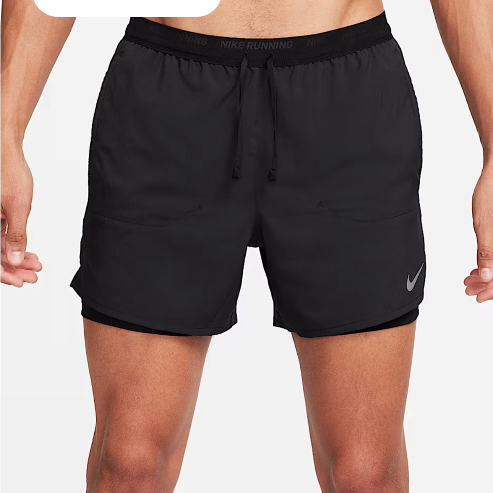 New! Men’s Black Nike yoga training shorts
